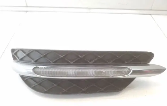 Mercedes-Benz C W204 LED Daytime headlight A2049068900 A2048803224