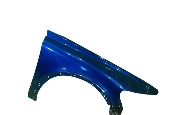 Volvo C30 Fender PRZOD PRAWY