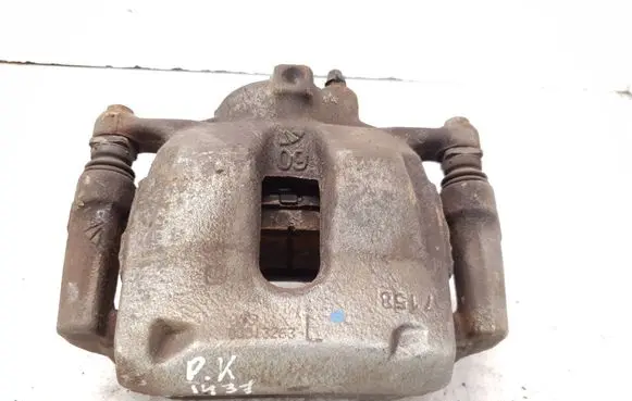 Toyota C-HR I Front brake caliper