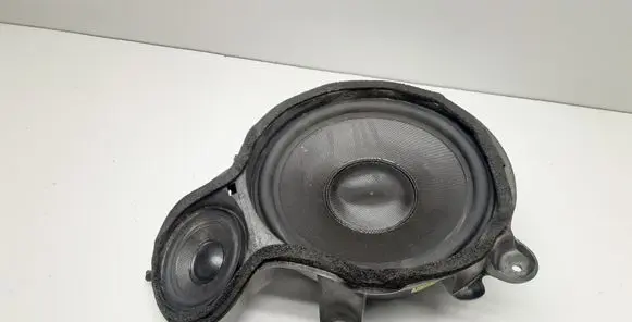Volvo XC70 Front door speaker 9472753