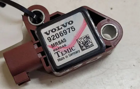 Volvo V50 Airbag deployment crash/impact sensor 9206975