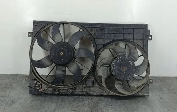 Volkswagen Golf V Electric radiator cooling fan 1K0121207J