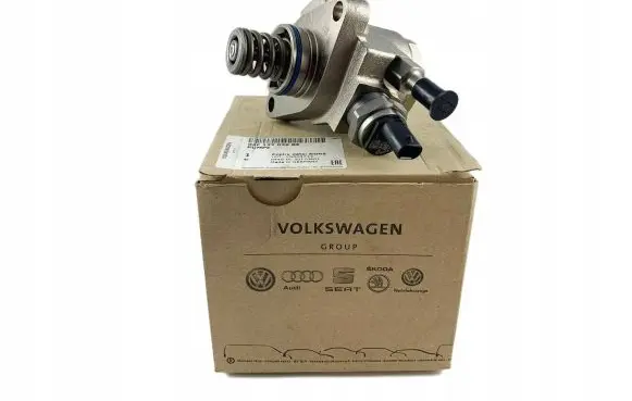 Audi A3 S3 8V Fuel injection high pressure pump 04E127026BE