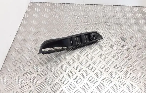 Ford Focus Electric window control switch F1ET14A132CC BM51A240A41DDW