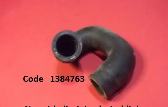 BMW 5 E28 Engine coolant pipe/hose 1384763