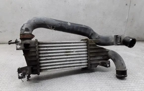 Opel Astra H Intercooler radiator 13128926