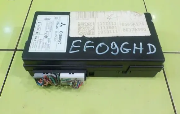 Mitsubishi Colt Other control units/modules 8637A390