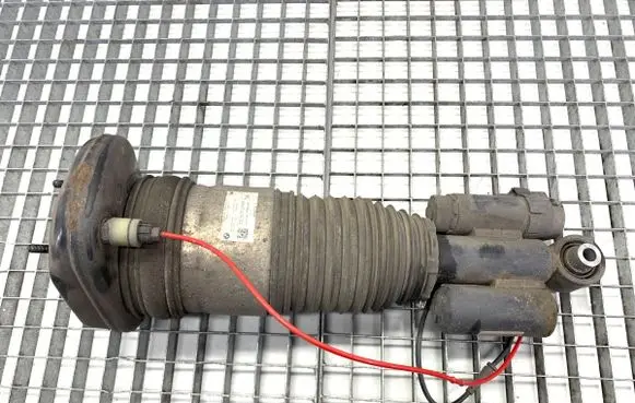 BMW 5 G30 G31 G38 Rear shock absorber/damper 8568828