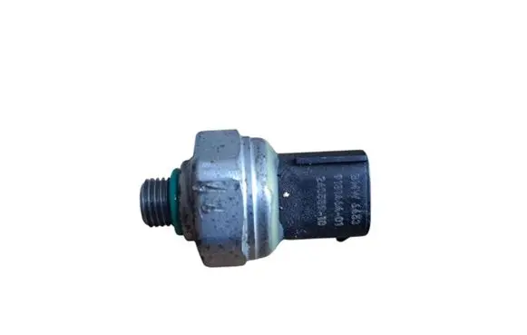 BMW 3 F30 F35 F31 Air conditioning (A/C) pressure sensor 9181464 918146401