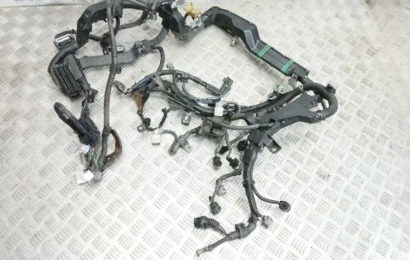 Toyota Avensis T270 Engine installation wiring loom