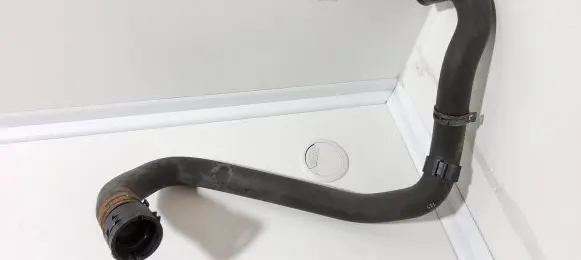 Volkswagen PASSAT B6 Engine coolant pipe/hose 3A0122051AT