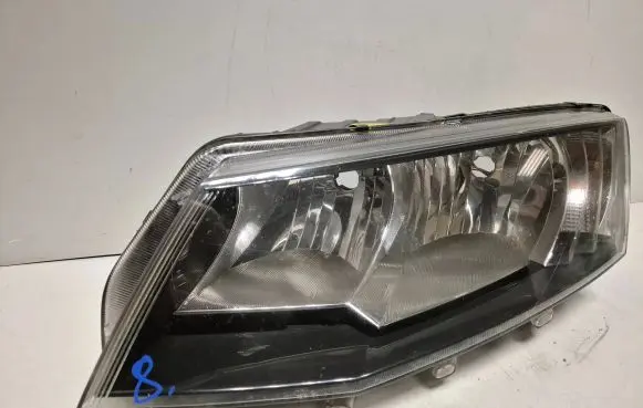 Skoda Octavia Mk3 (5E) Headlight/headlamp 5E1941015.BSP