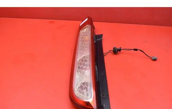 Ford Focus C-MAX Rear/tail lights 8M51-13405-A
