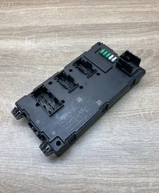 BMW 3 F30 F35 F31 Comfort/convenience module 6809050 A2C30450122