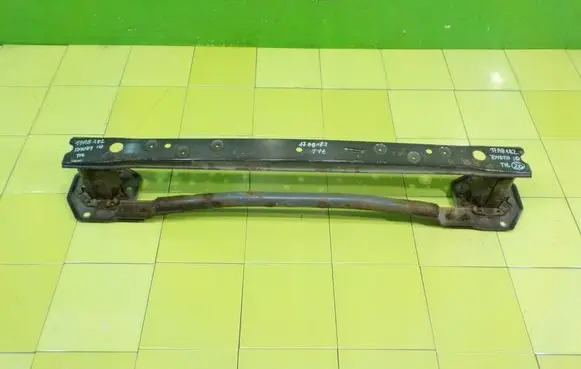 Toyota iQ Rear bumper support beam 17AB182