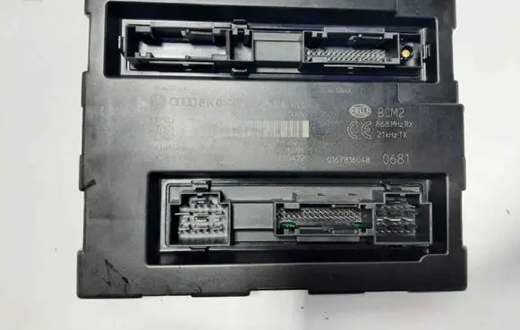 Audi A5 8T 8F Central body control module 8K0907064EE
