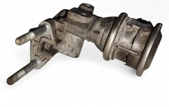 Volkswagen Golf V EGR valve 06A131166E 06A131351B