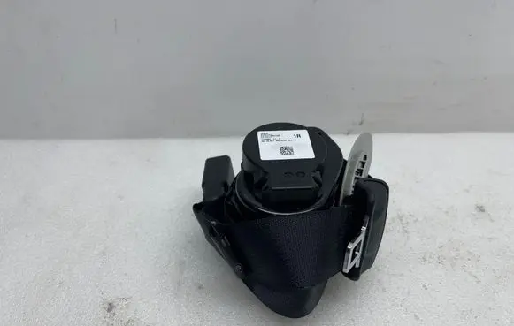 Tesla Model 3 Front seatbelt buckle CZZ23116R01282 0001781919