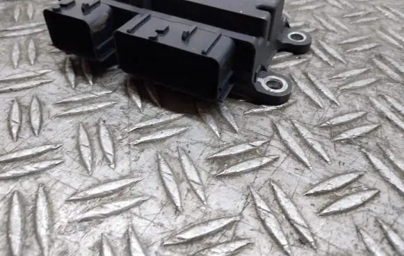 Opel Insignia A Airbag control unit/module