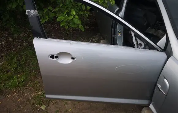 Jaguar XF Front door