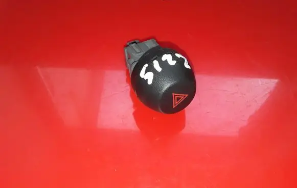 Toyota RAV 4 (XA30) Hazard light switch 15B060
