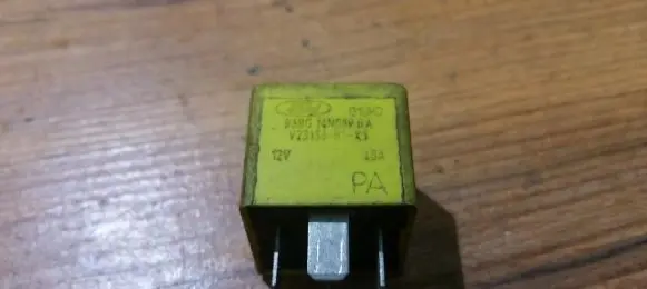 Ford Mondeo MK I Other relay 93bg14n089ba v23136-b1-x3