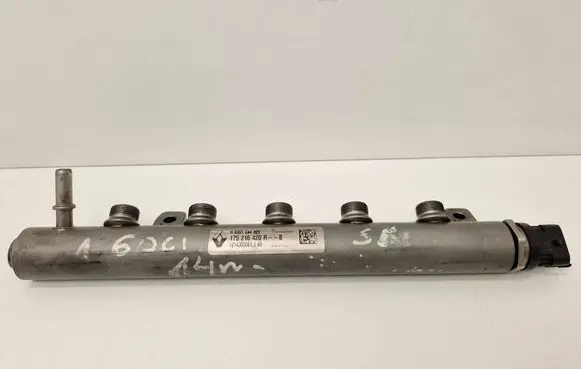 Renault Scenic III - Grand scenic III Fuel main line pipe 8201044829 175216420R 121430008119