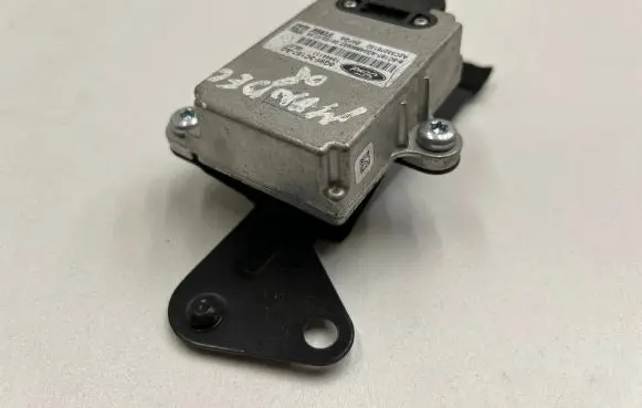 Ford Mondeo Mk III ESP acceleration yaw rate sensor 6G913C187AG A2C53278132
