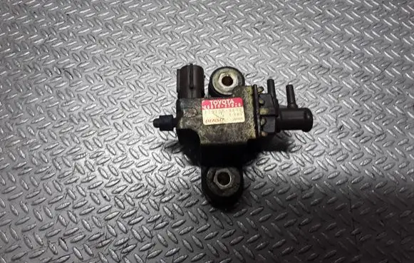 Toyota Corolla Verso E121 Turbo solenoid valve 2581927020 1397000670