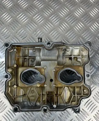 Subaru Impreza II Rocker cam cover 