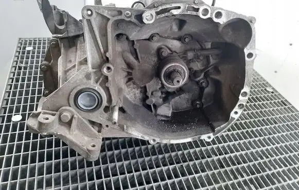 Renault Twingo II Manual 5 speed gearbox JH3169