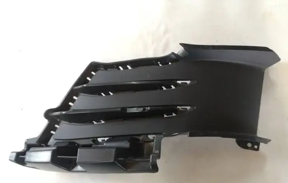 Cupra Born Front fog light trim/grill 10E807883B 814022601