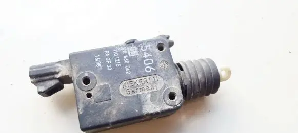 Opel Astra G Central locking motor 90460062 1101215