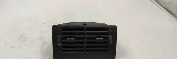 BMW 5 E39 Dash center air vent grill 340601 33970 37300