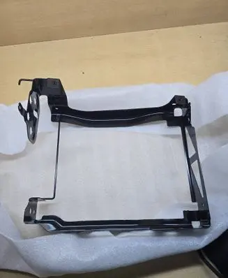 BMW M5 F90 Headlight/headlamp mounting bracket 8071636 0174 1399990801