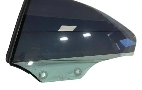 BMW 3 E92 E93 Rear side window 43R00022