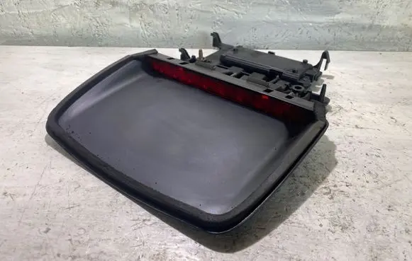 Dodge Charger Third/center stoplight 68402348AB 134581
