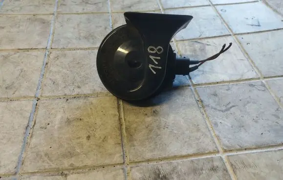 Volkswagen PASSAT B5 Horn signal 0092018