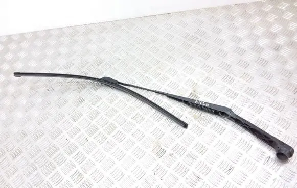 Subaru XV Front wiper blade arm