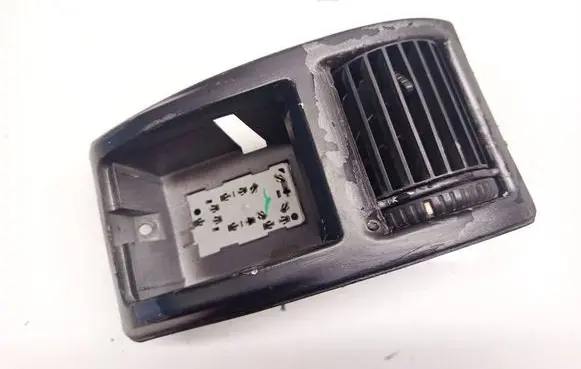 Opel Astra G Dash center air vent grill 90560336