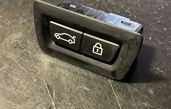 BMW 3 GT F34 Tailgate/trunk/boot open switch 9275121