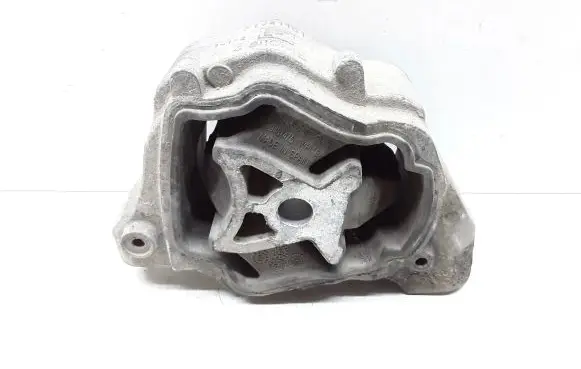 Volvo S60 Engine mount bracket 31330138 9487475