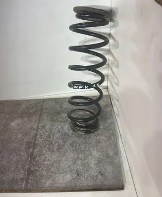 Volkswagen Golf V Rear coil spring