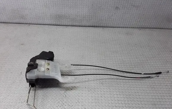 Hyundai Tucson LM Front door lock