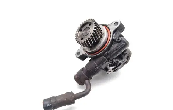 Opel Monterey Power steering pump