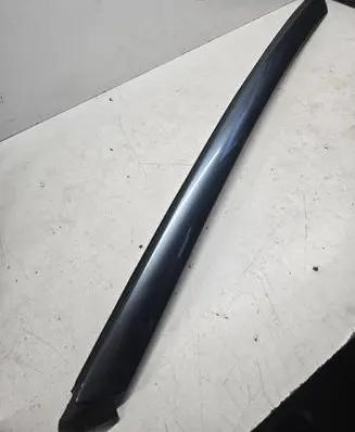 Citroen C4 I Picasso Windshield trim 9654505577