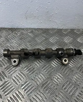 Opel Insignia A Fuel main line pipe 0445214221 55576177