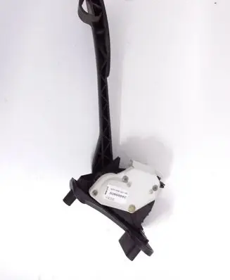 Volvo XC70 Accelerator throttle pedal 30666660