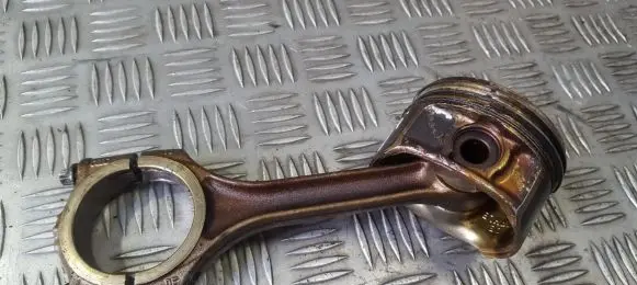 Audi A4 S4 B5 8D Piston with connecting rod 0778