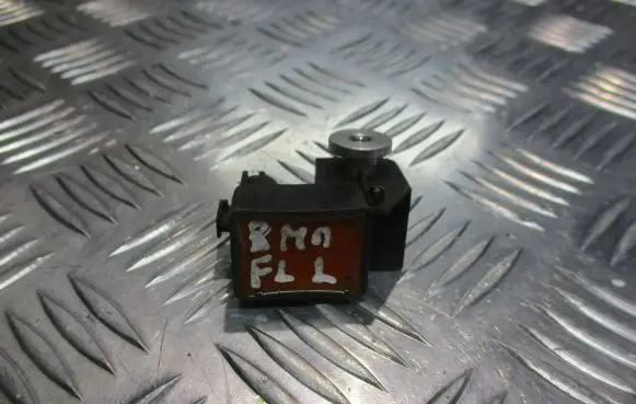 Renault Megane II Airbag deployment crash/impact sensor 8200411025